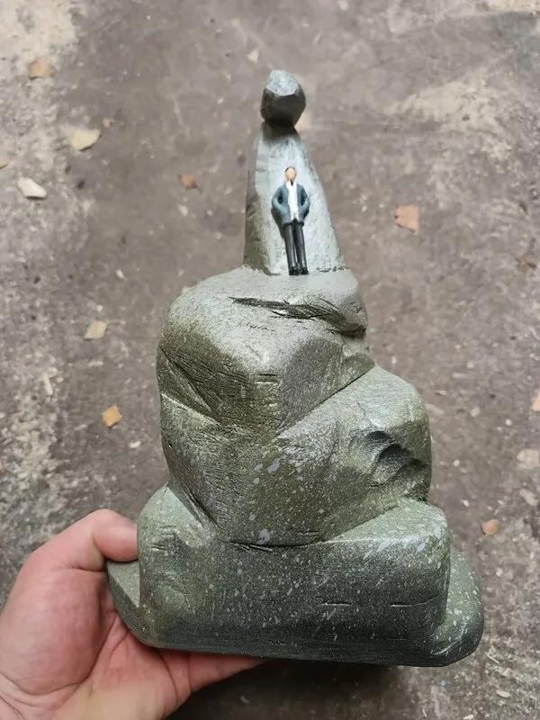 Skulptur Lugn och ro av Linus Hjälmeby