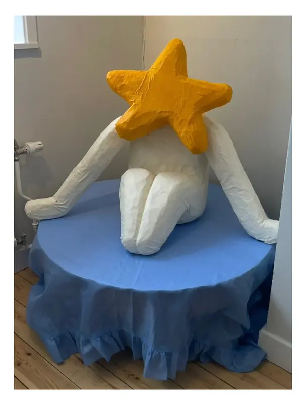 Skulptur Star child av Lisa Engblom