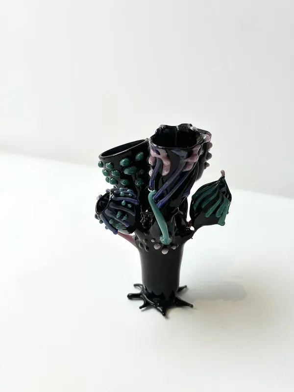 Skulptur Black Coral 1 av Mira Davida