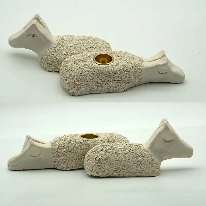 Skulptur Vilodjur (nummer 21) "Ljusstake med eldvakt". av Daniel Holking