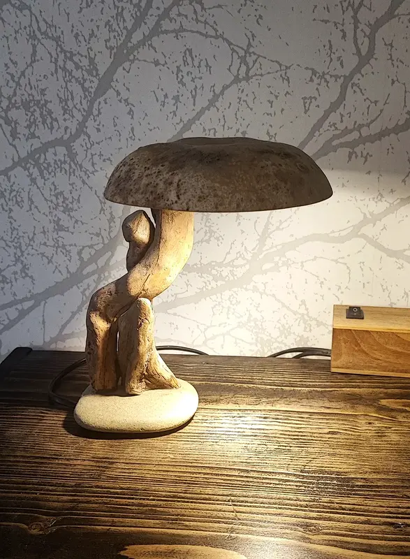 Lampa 7 av Milenko Popovic