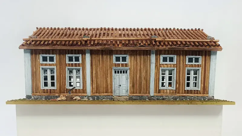 Skulptur Gamla gården av Diana Fredriksson