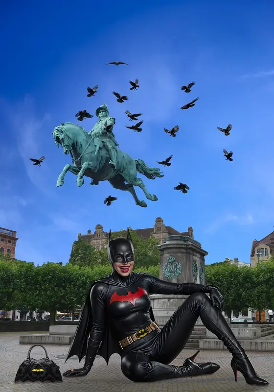 Fly to hell, you shit king av Jörgen Thornberg