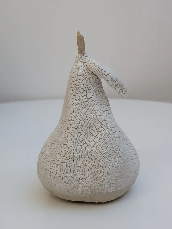 Skulptur Päron i förvandling av Jeanette Svensson