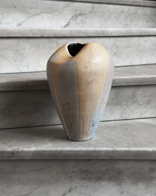 Oda Vase av Rosanne Ejenstam