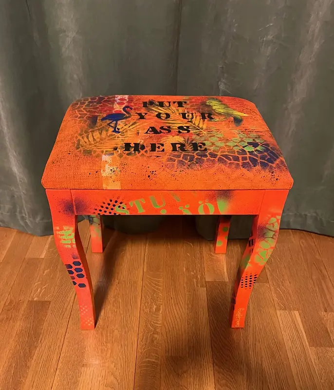 Akrylmålning Orange, signerad konstpall av Ewa Löfling