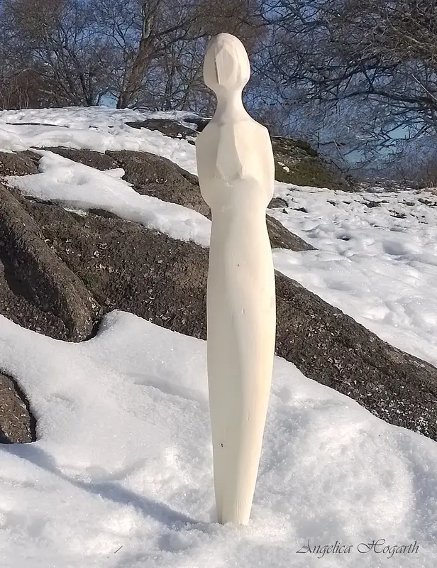 Skulptur Gaze av Angelica Hogarth