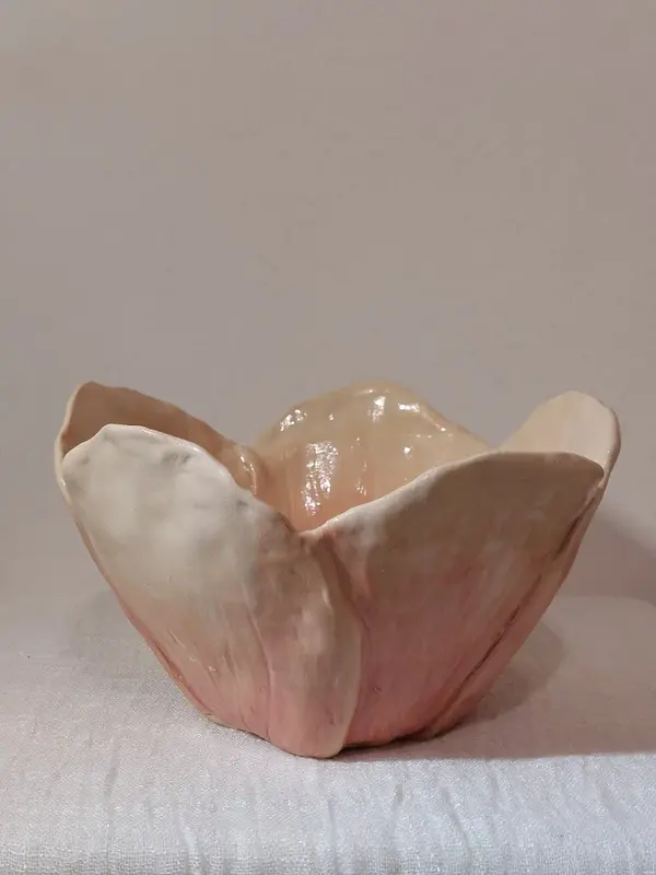 Skulptur Blomskål av Nova Blomberg