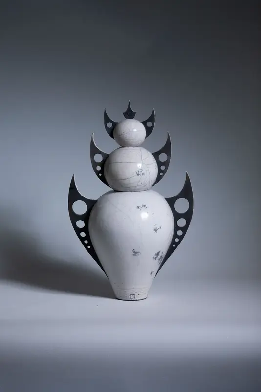 Skulptur Fabels Torn av Kenneth Petersson