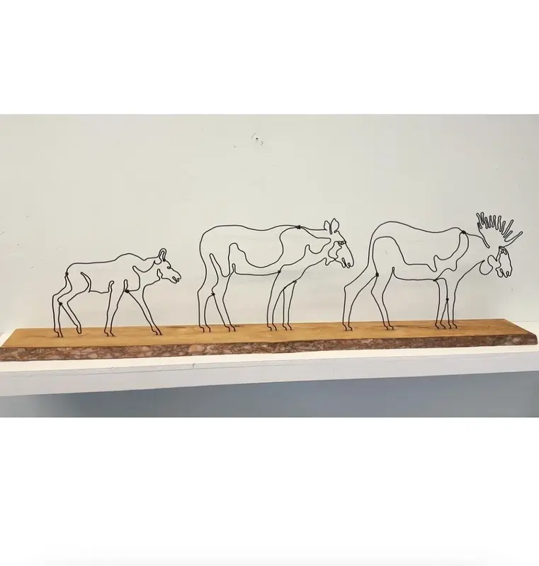 Skulptur Älgfamiljen av Sven Teglund