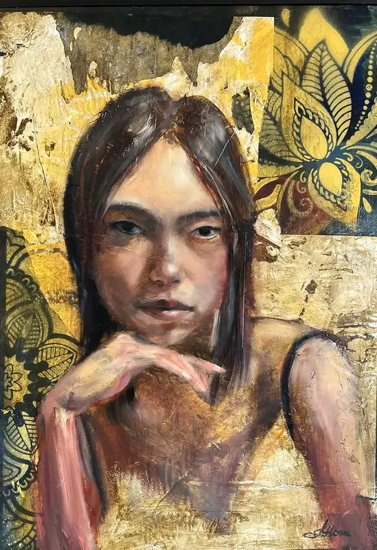 Asiatisk skjønnhet i gull av Anzhelika Henne