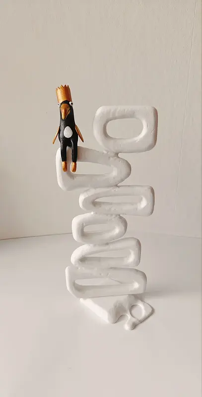 Skulptur Den krönte väktaren av vågorna av Carl Vassgren