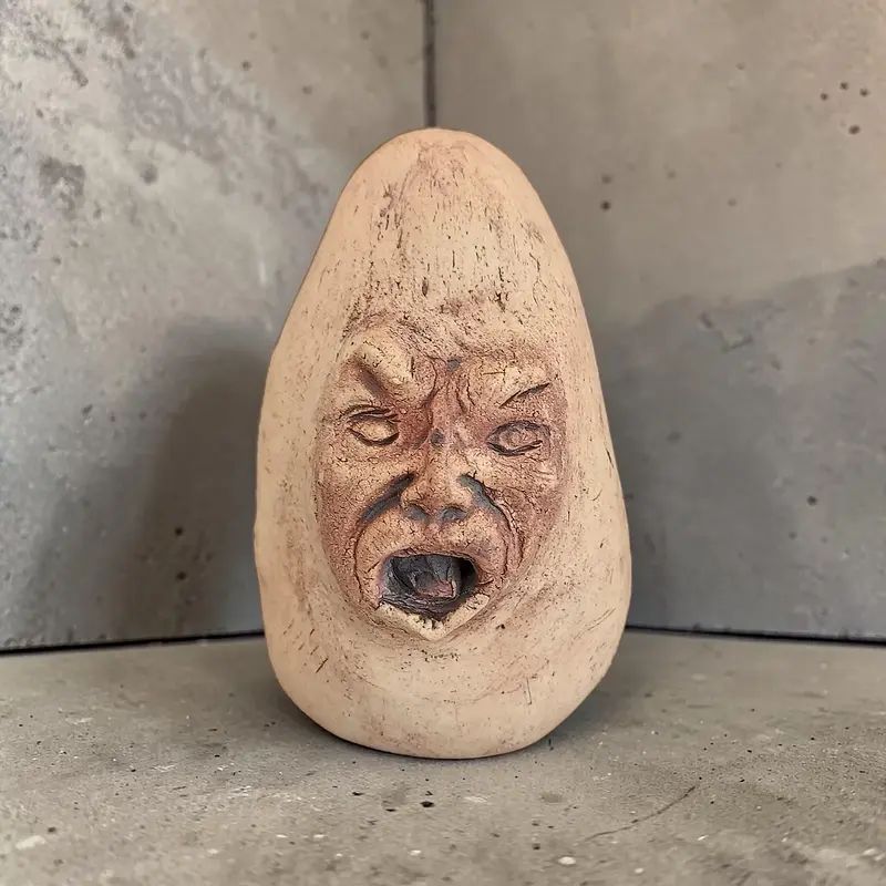 Skulptur Rötägg 2 av Åsa Hansson