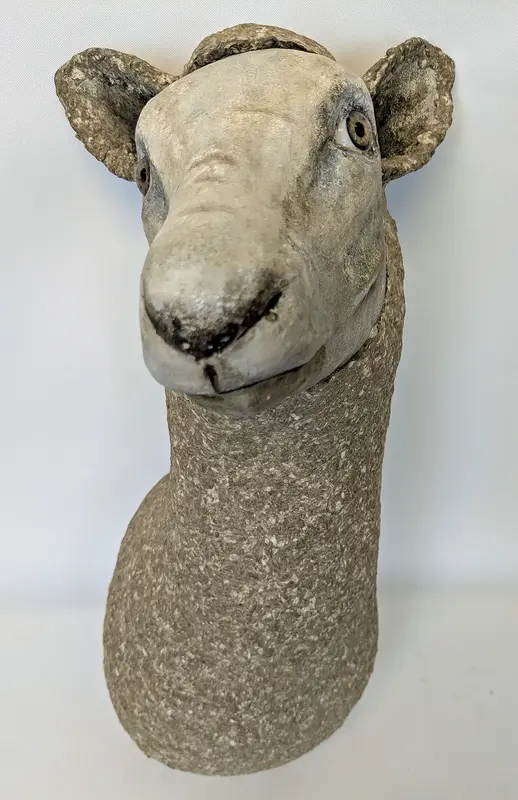 Skulptur Får 3 av Eva Alexanderson