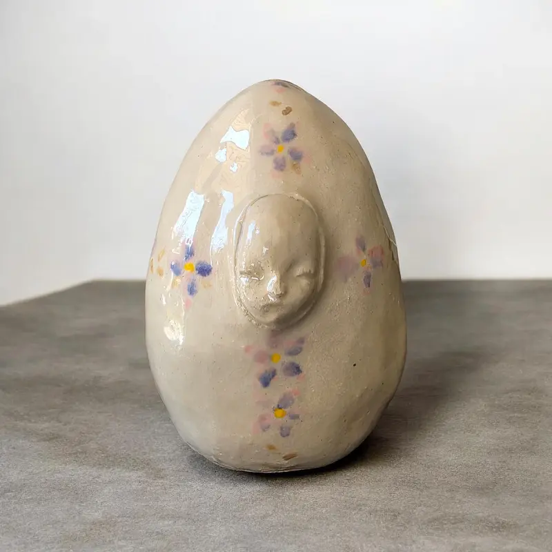 Skulptur Blomsterägg av Åsa Hansson