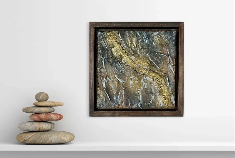 Akrylmålning Golden fossil av Helena Rystedt