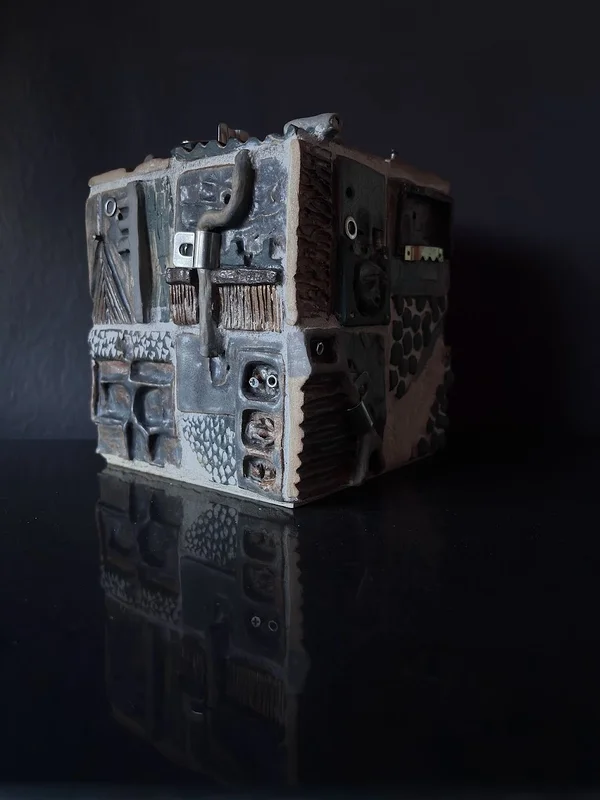 Skulptur Cube of Secrets - Sculpture av Amme Hedström