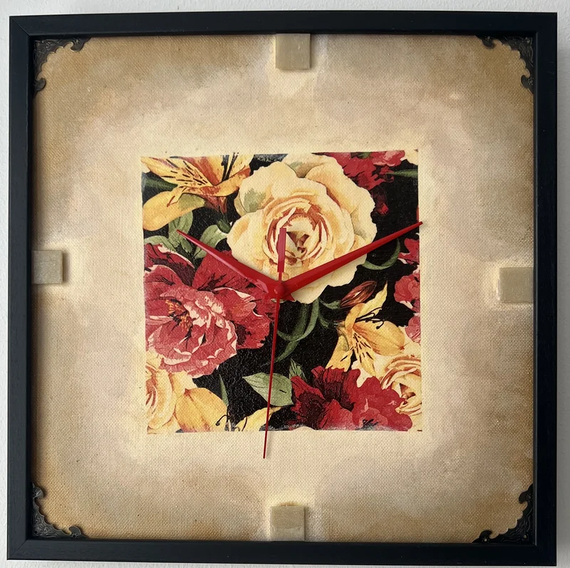 Golden Roses av Nadia Jahangiri