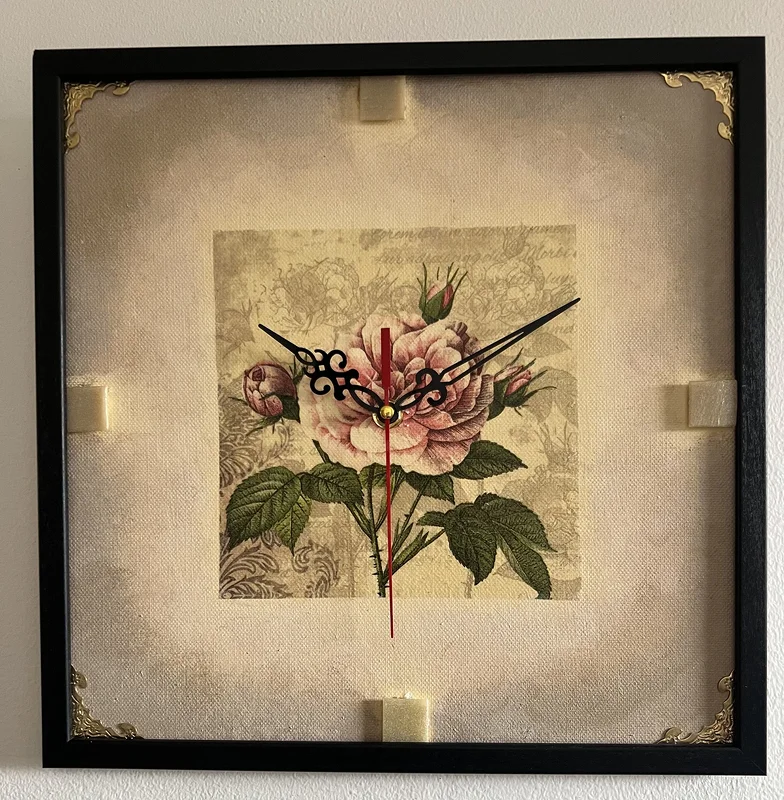 Vintage Rose av Nadia Jahangiri