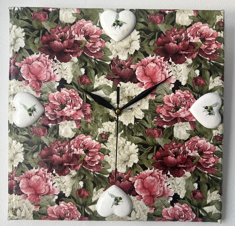 Peony Garden av Nadia Jahangiri