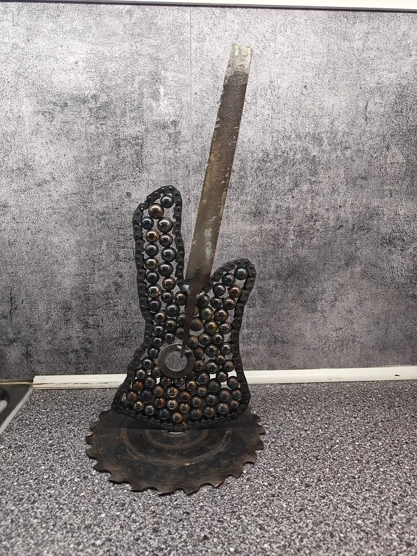 Gitarr av Daniel Albinsson