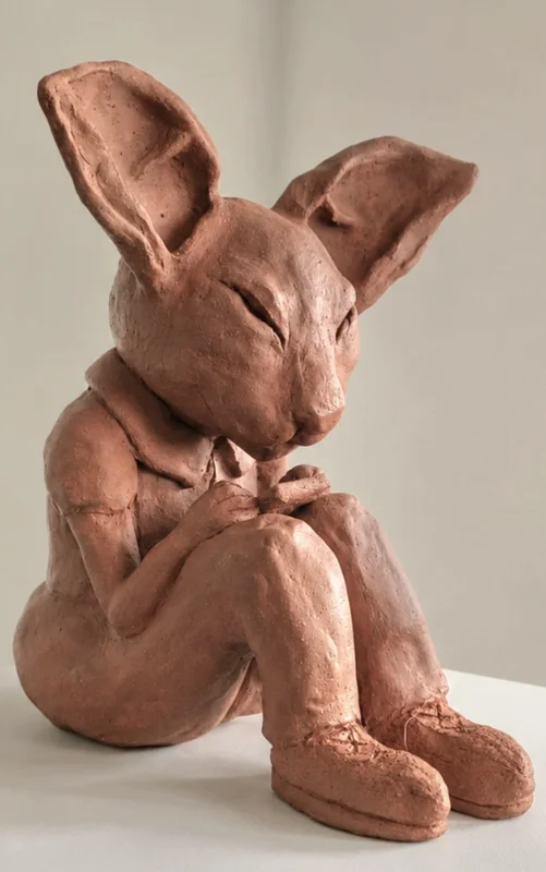 Skulptur Ensamma tillsammans av Katrin Derholm