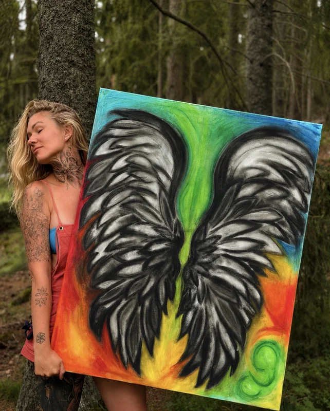 Ärr som blivit fjädrar av Veronica Piltén