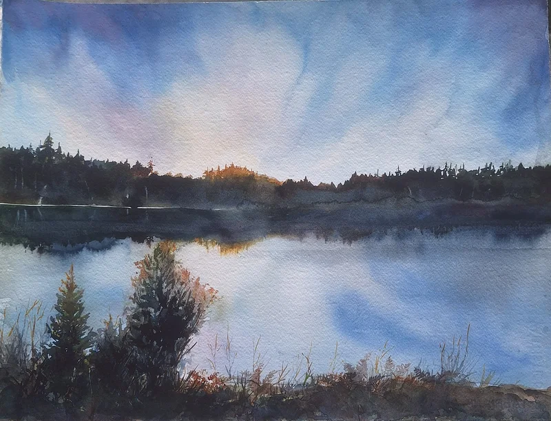 Akvarell Oktober gryningsljus vid Dalsländsk sjö av Petra Skogsberg