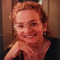Carla Lara